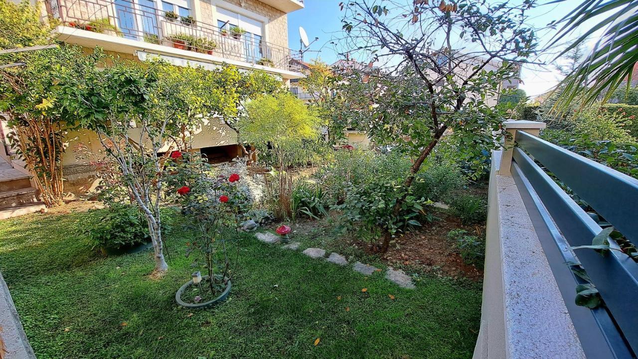 Maria Apartments Kaštela 外观 照片